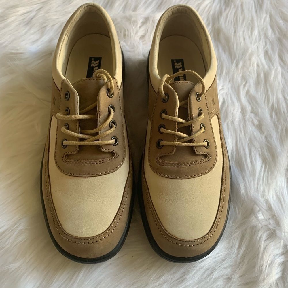 Women’s  Romika Tan Tie Up Shoes Size 38 (7.5)